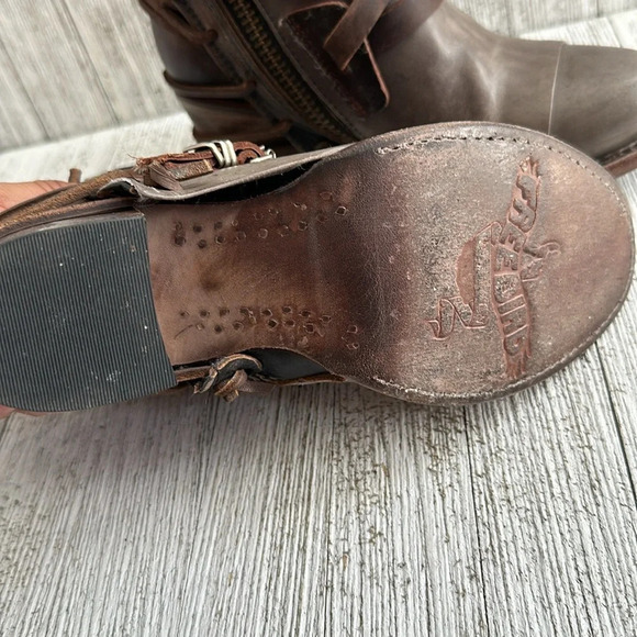 FREEBIRD Crue Womens Bootie - Picture 6 of 9